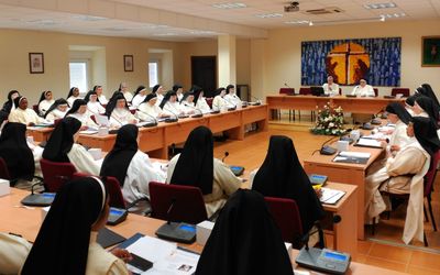 Asamblea extraordinaria de las monjas de la Federación de Santo Domingo