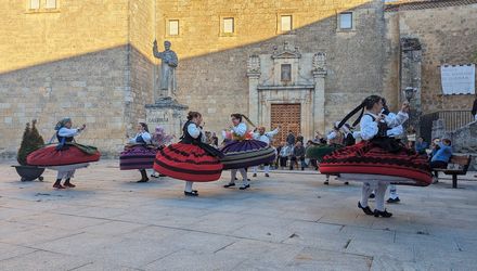 Caleruega baile de jotas