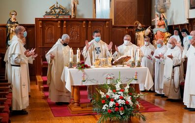 El Maestro de la Orden de Predicadores, Fr. Gerard Timoner, visita Caleruega