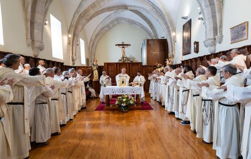 Mons. Mario Iceta preside la eucaristía del Capítulo Provincial de Hispania en Caleruega