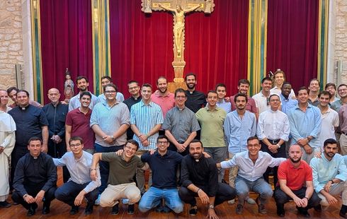 Seminaristas del Seminario Mayor de Getafe descubren la riqueza espiritual de Caleruega